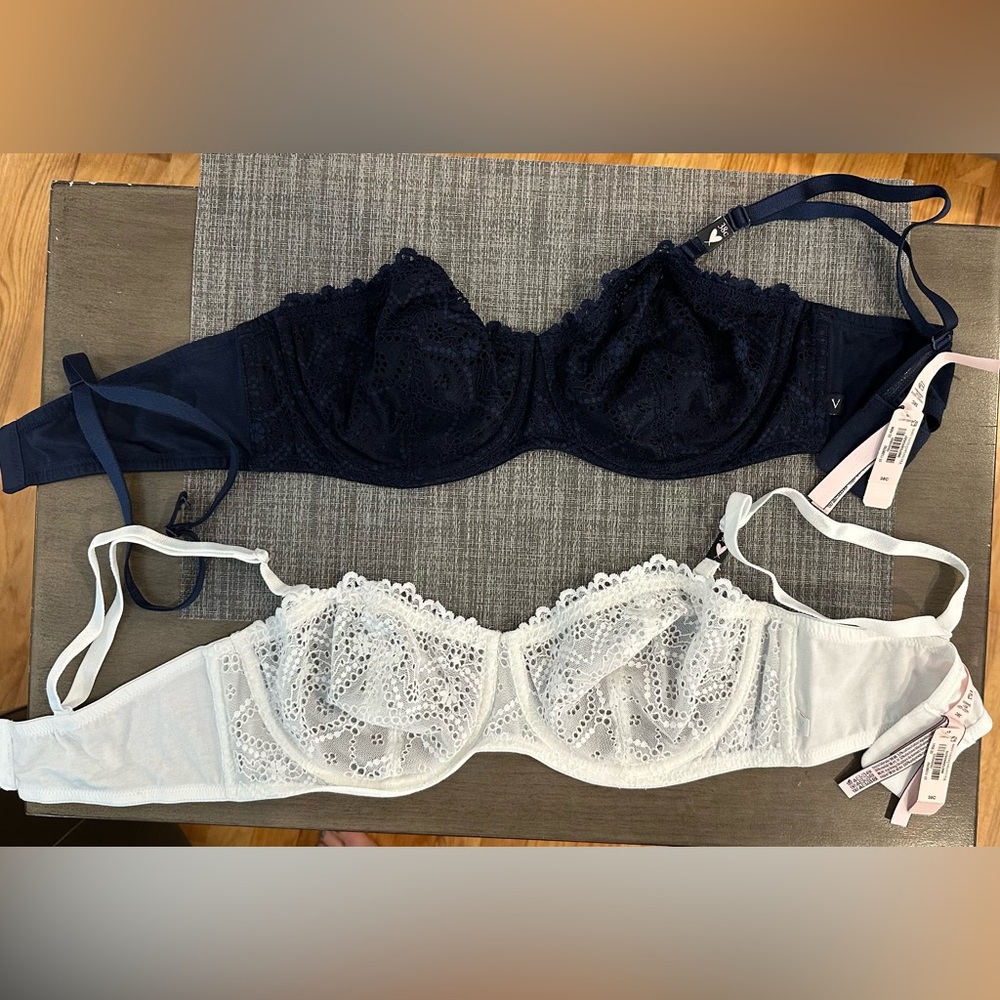 2 Victoria Secret lace wired bra 38 C Brand New with tags
